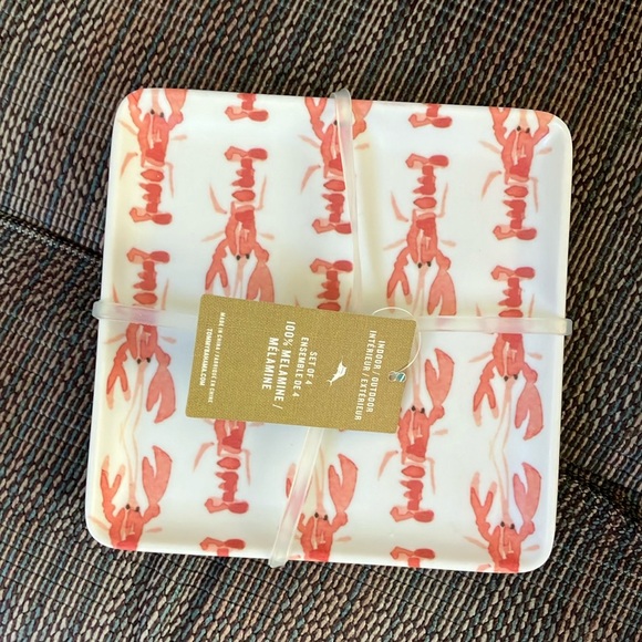 Tommy Bahama small lobster plates NWT